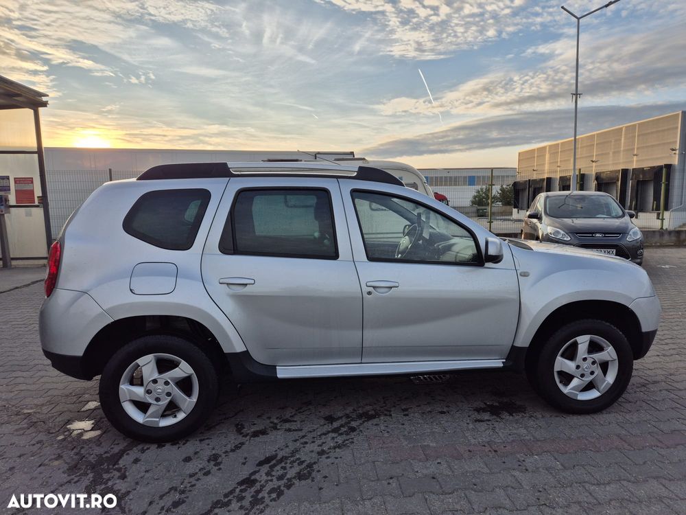 Dacia Duster 1.6 16V 4x2 Prestige - 1