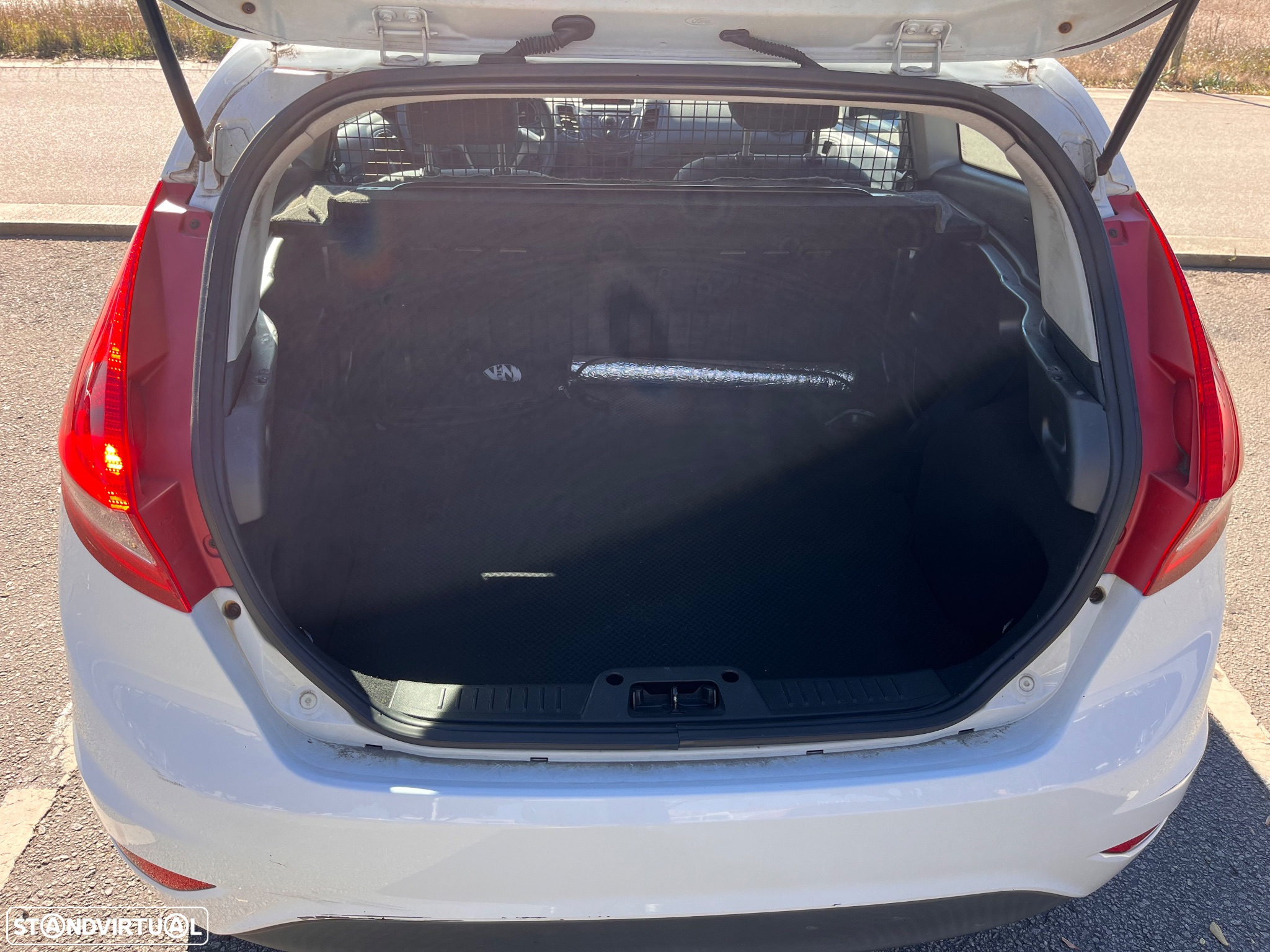 Ford Fiesta 1.4 TDCi Trend - 12