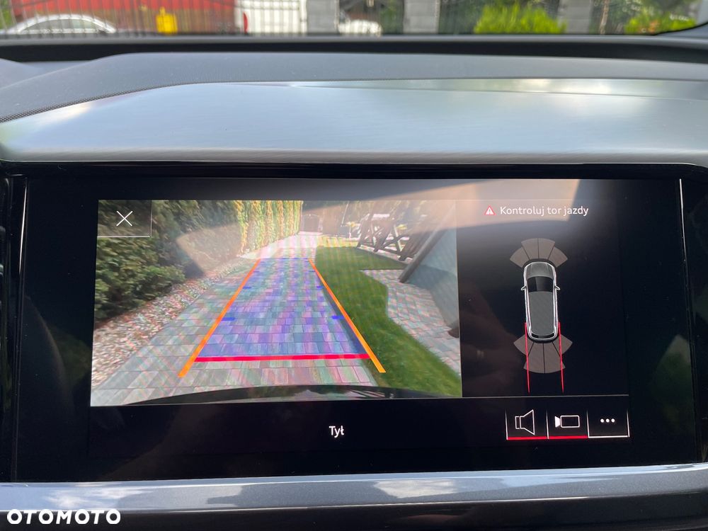 Audi Q4 e-tron 35 52kWh S Line - 34