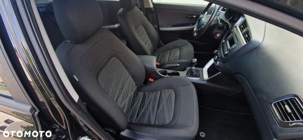 Kia Ceed Cee'd 1.6 CRDi M - 6