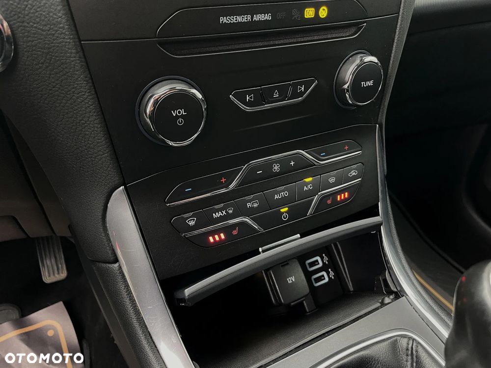 Ford S-Max 2.0 EcoBlue Titanium - 31