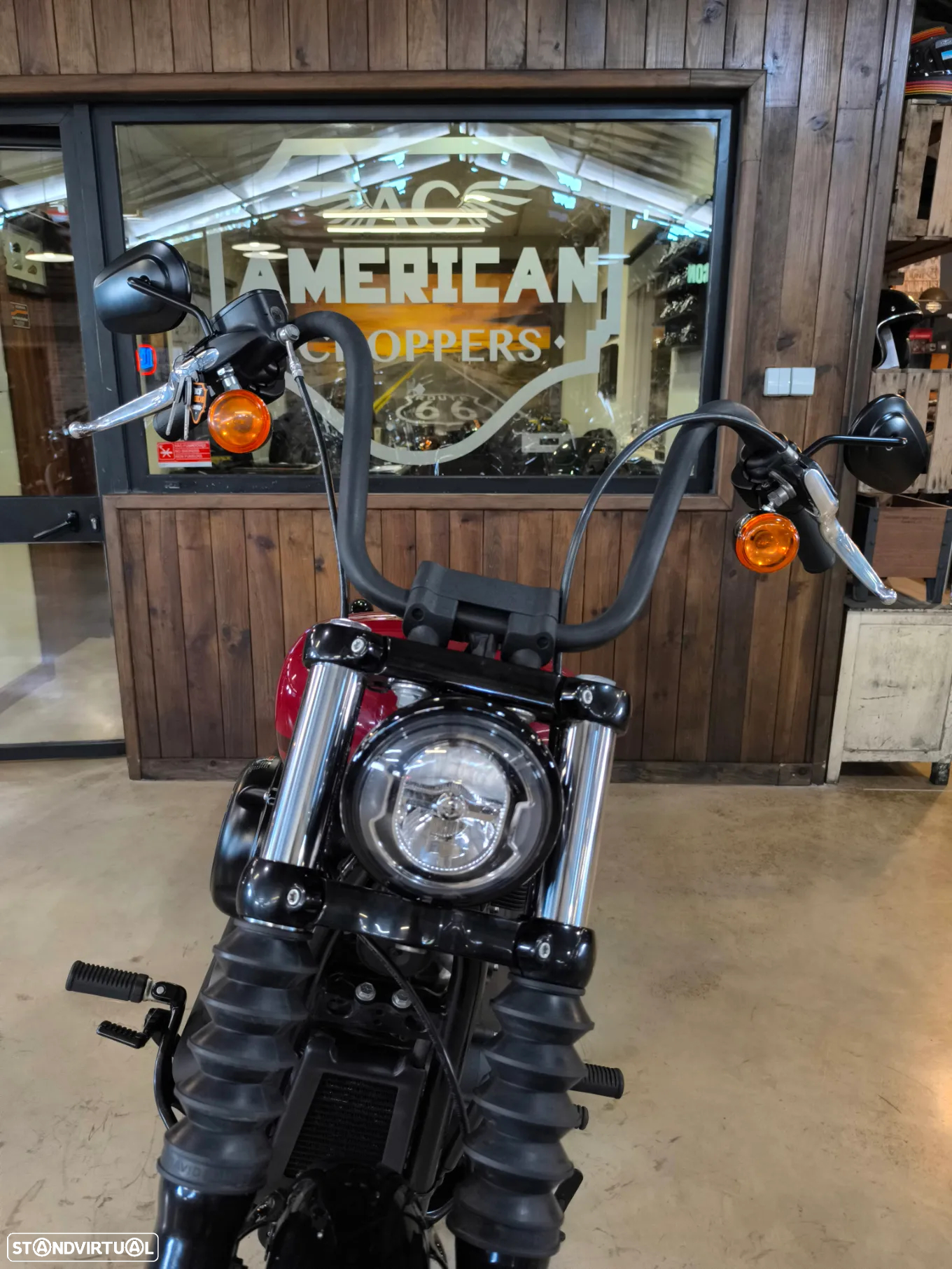 Harley-Davidson Softail Street Bob - 10