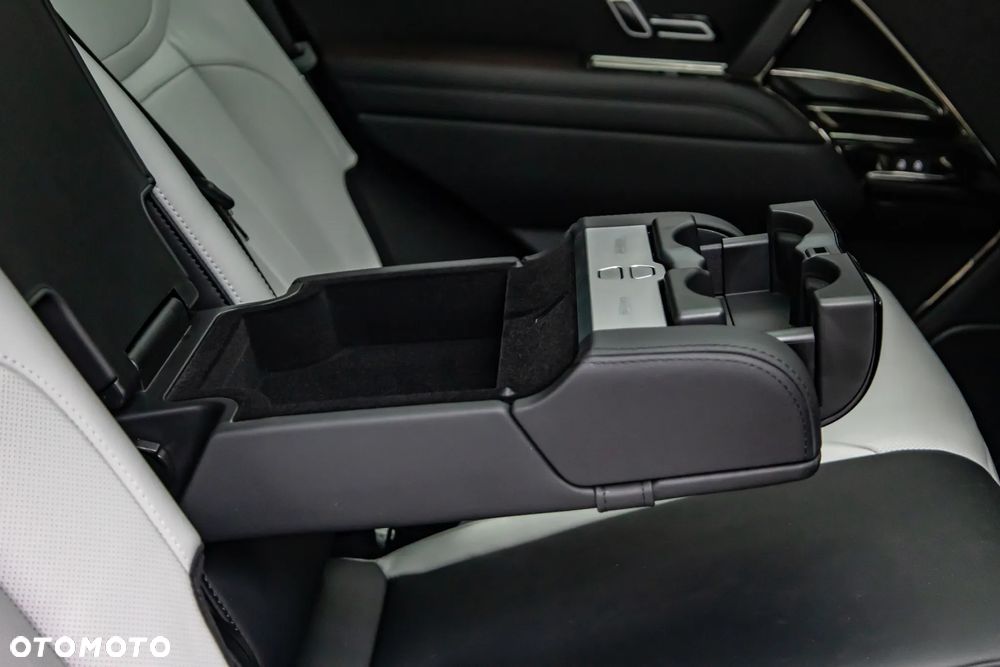 Land Rover Range Rover Sport - 32