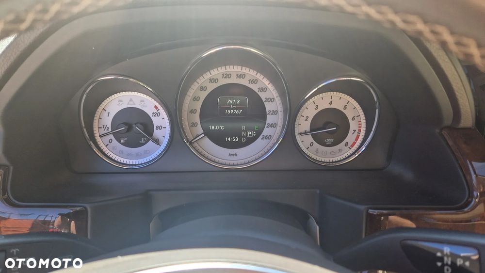 Mercedes-Benz GLK 350 4-Matic - 14