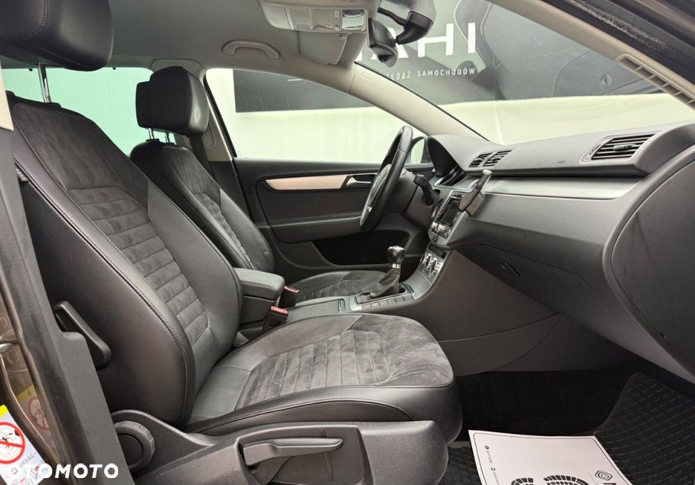 Volkswagen Passat - 18