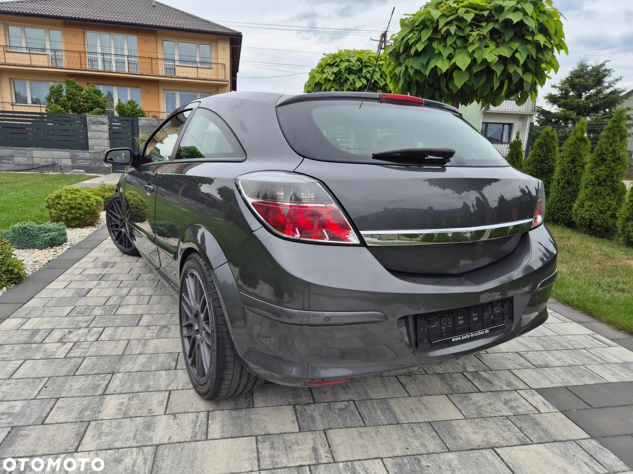 Opel Astra GTC 1.6 - 14