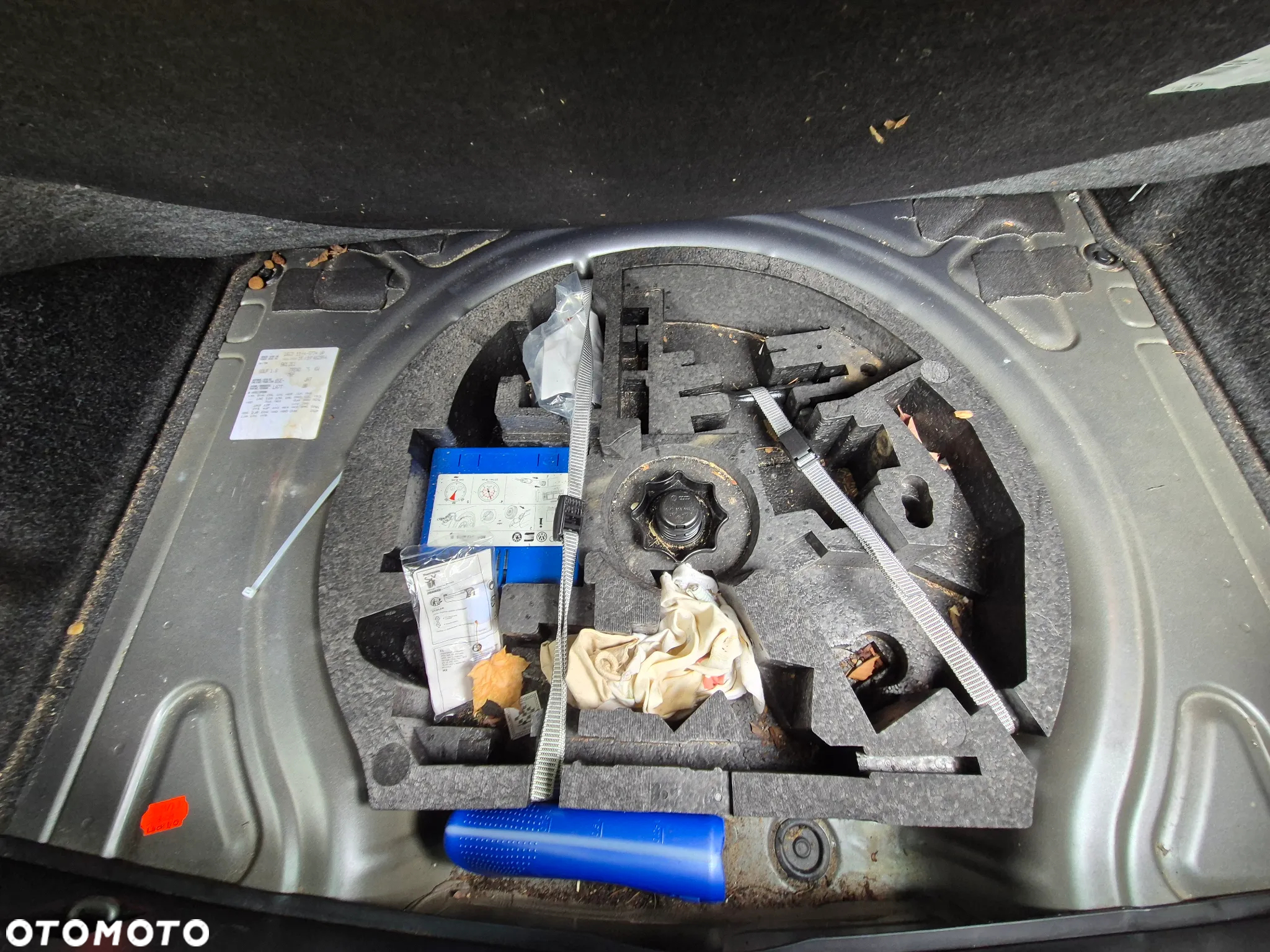 Volkswagen Golf - 20