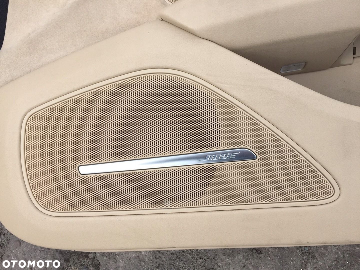 AUDI A8 D4 BOCZEK DRZWI TAPICERKA PRAWY PRZÓD UK - 6