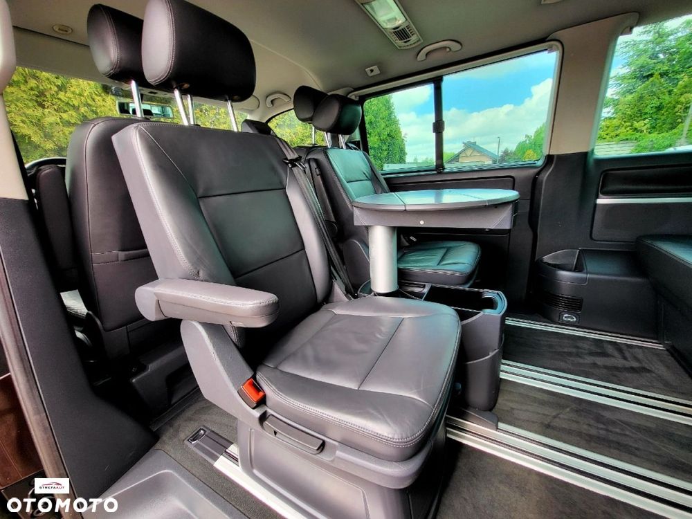 Volkswagen Multivan - 8
