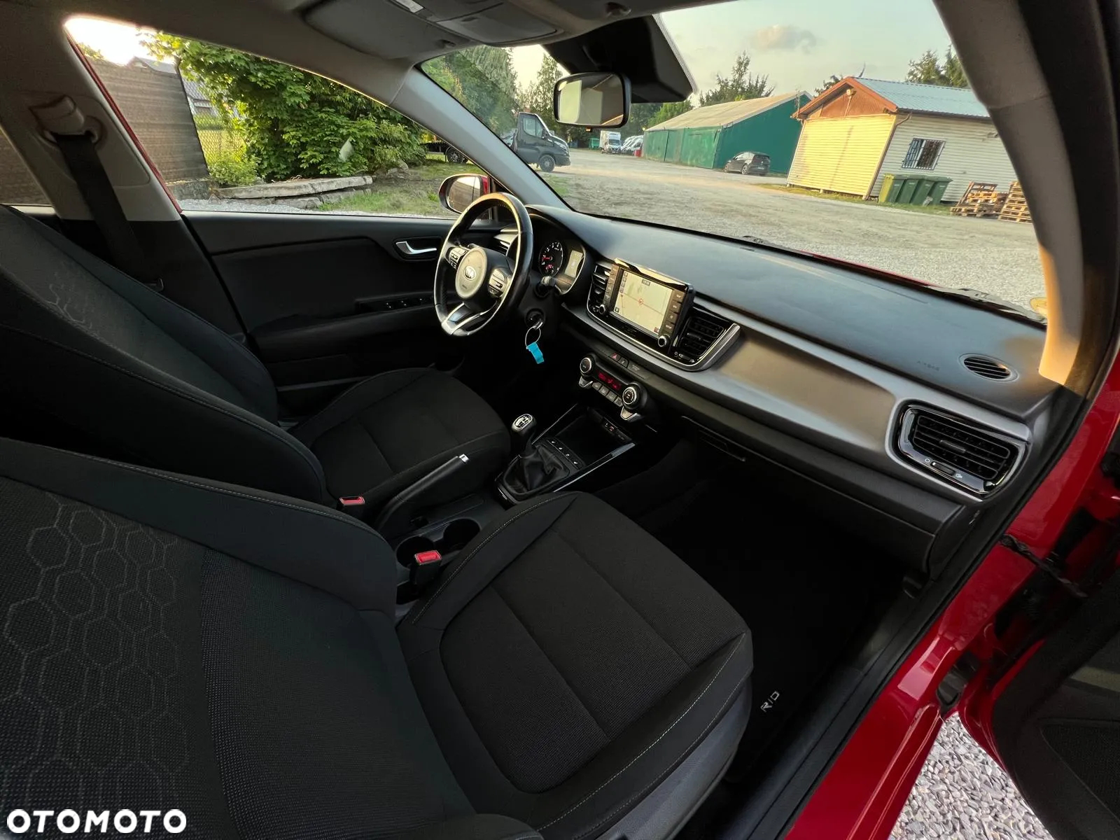 Kia Rio 1.4 L - 17