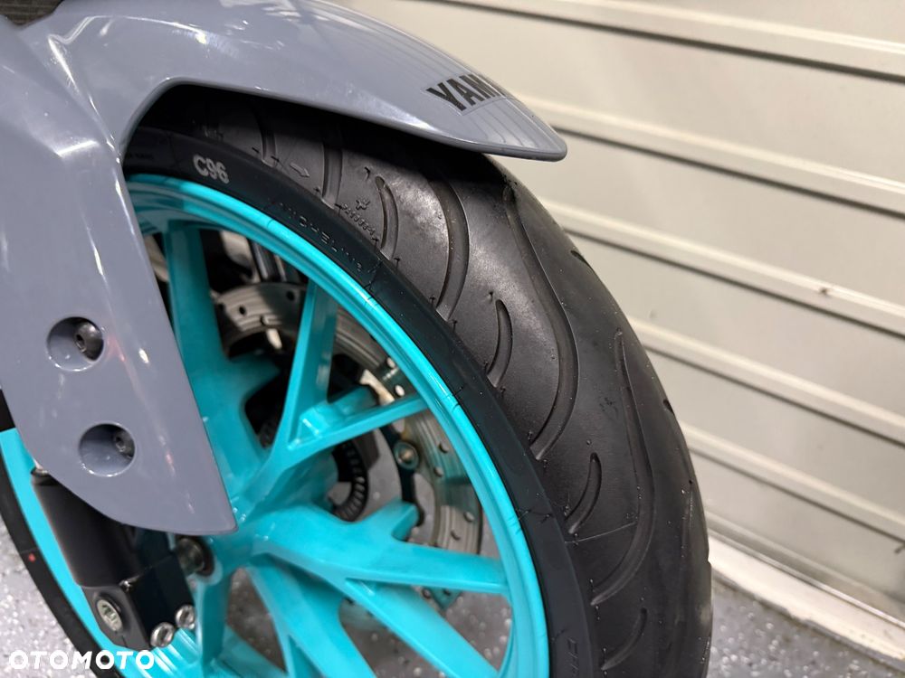 Yamaha MT - 5