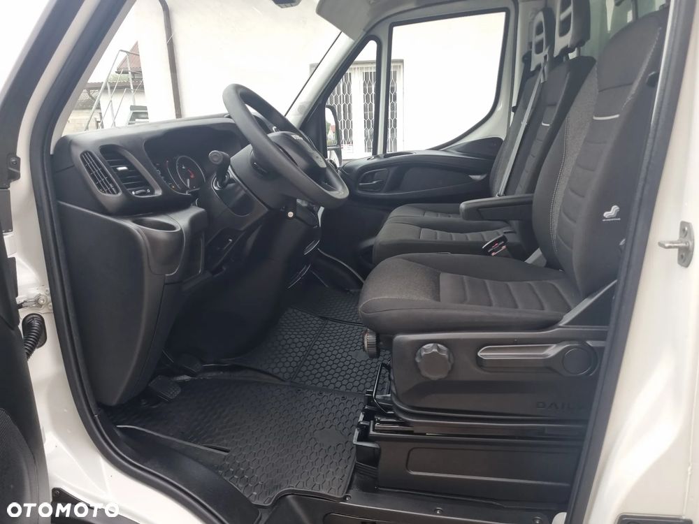 Iveco Daily 35c16  3.0  Chłodnia +Winda 8e-pall - 33