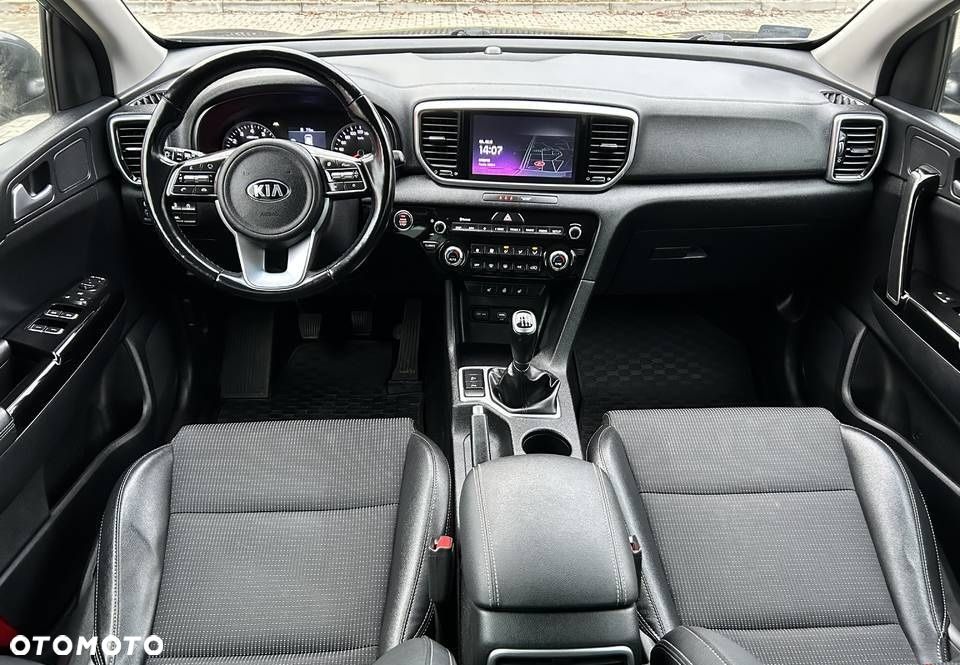 Kia Sportage 1.6 GDI Black Edition 2WD - 9