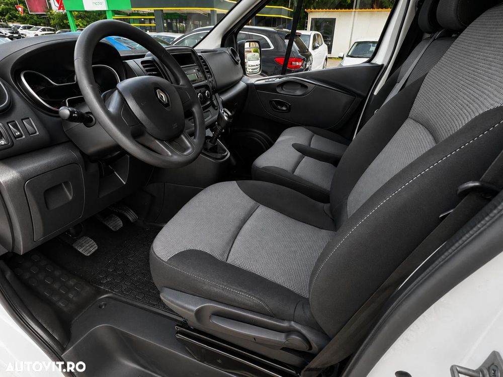 Renault Trafic - 8