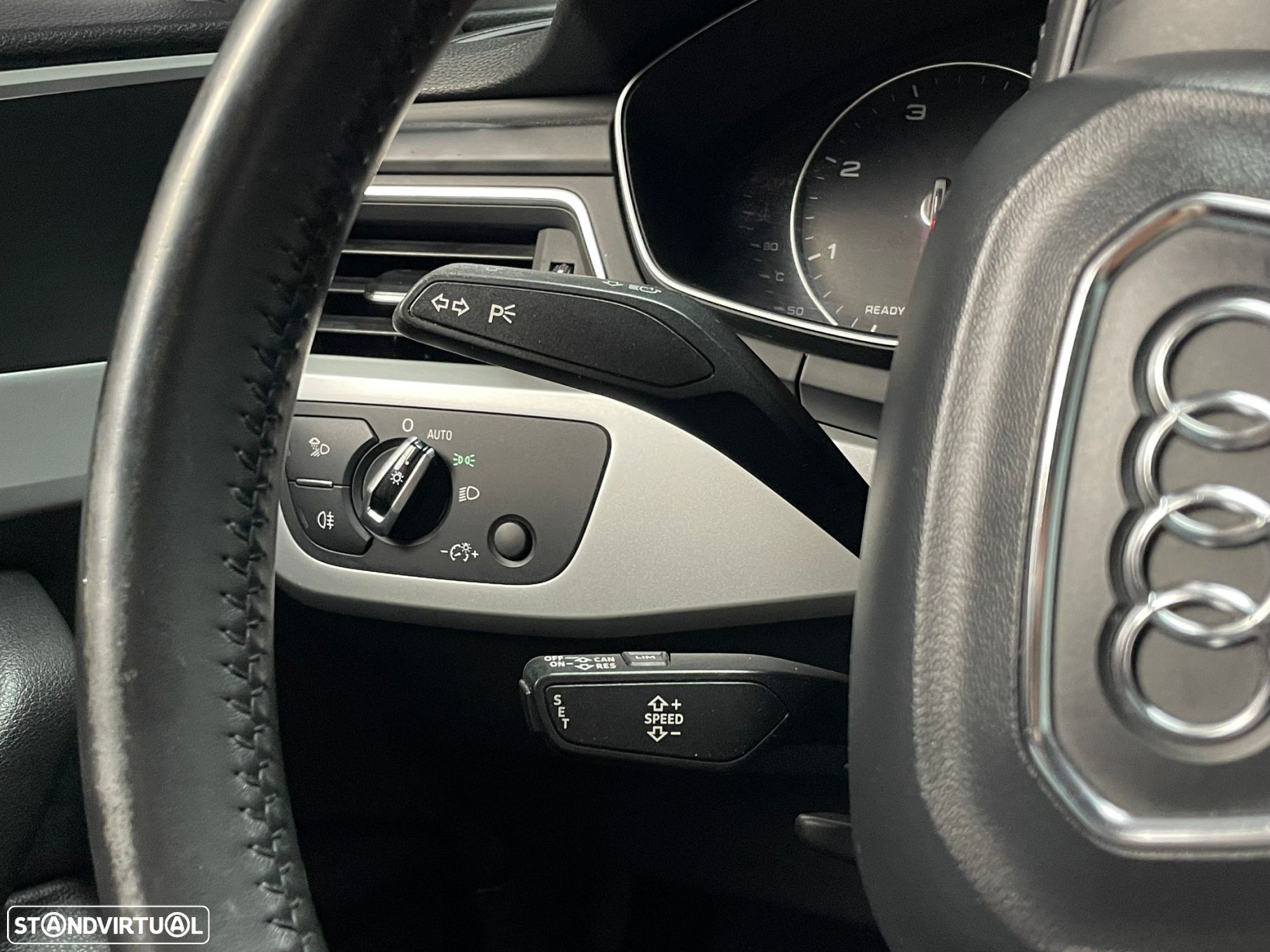 Audi A4 Avant 2.0 TDI Advance - 14