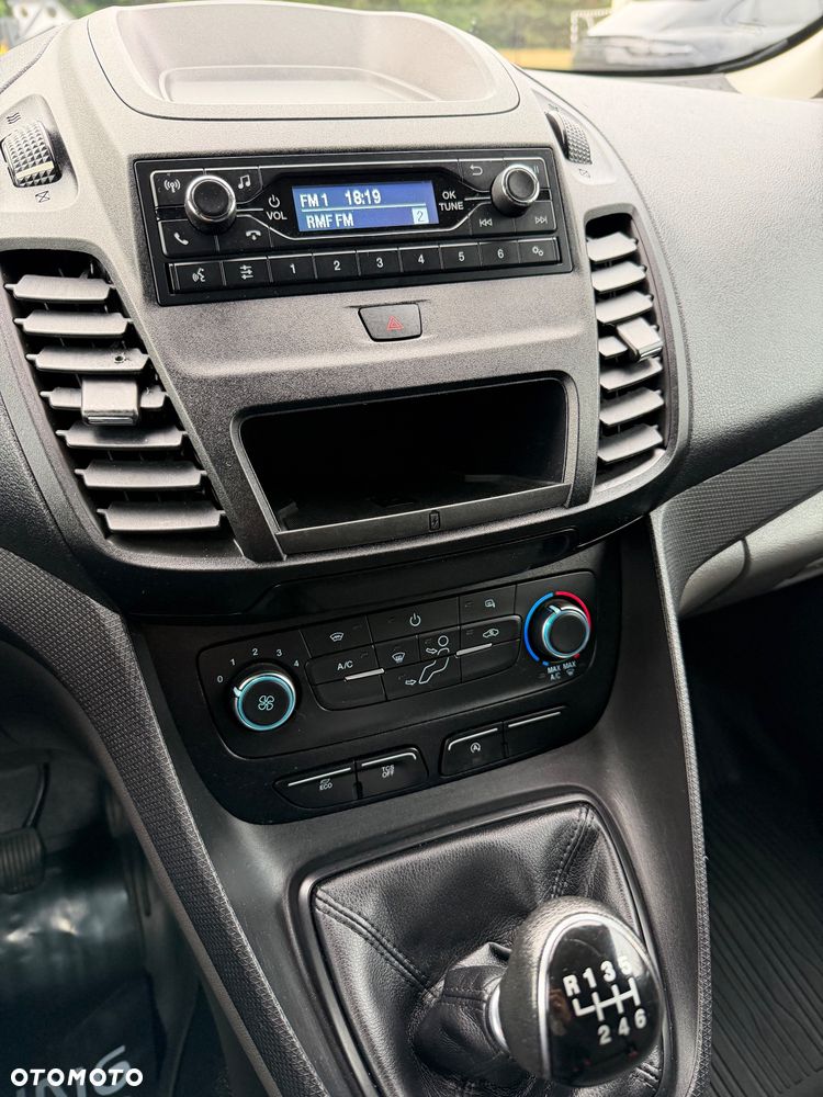 Ford Connect - 12