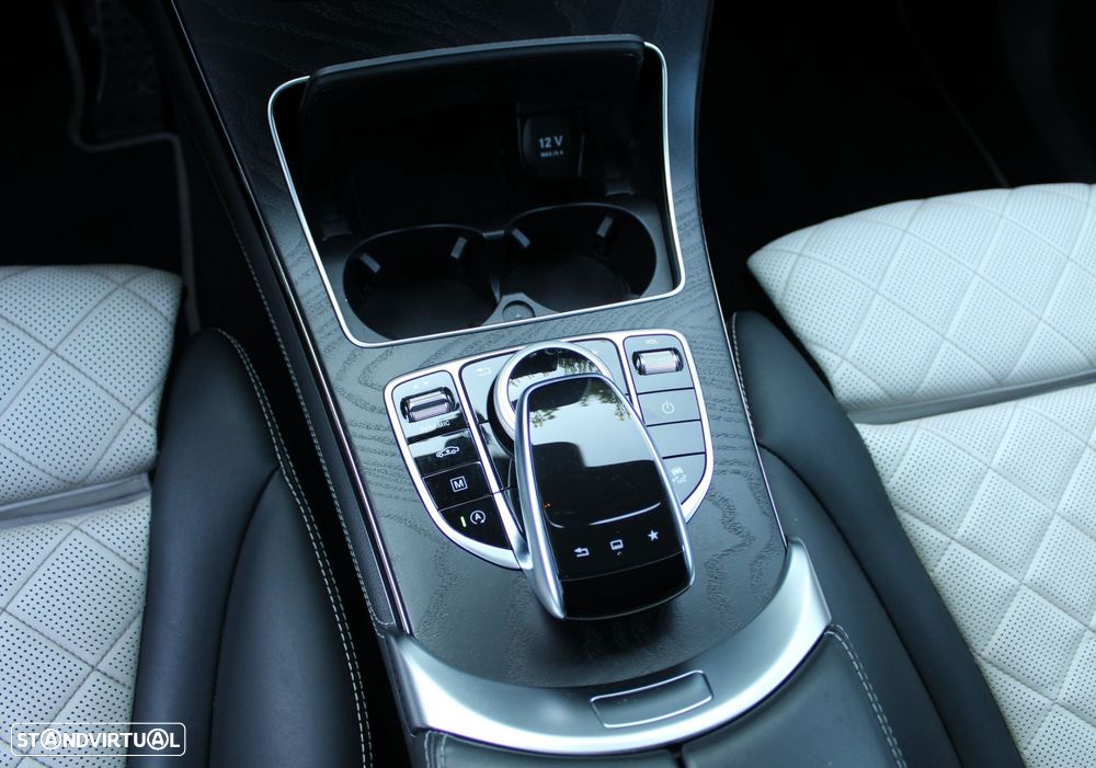 Mercedes-Benz GLC 220 d 4Matic 9G-TRONIC AMG Line - 10