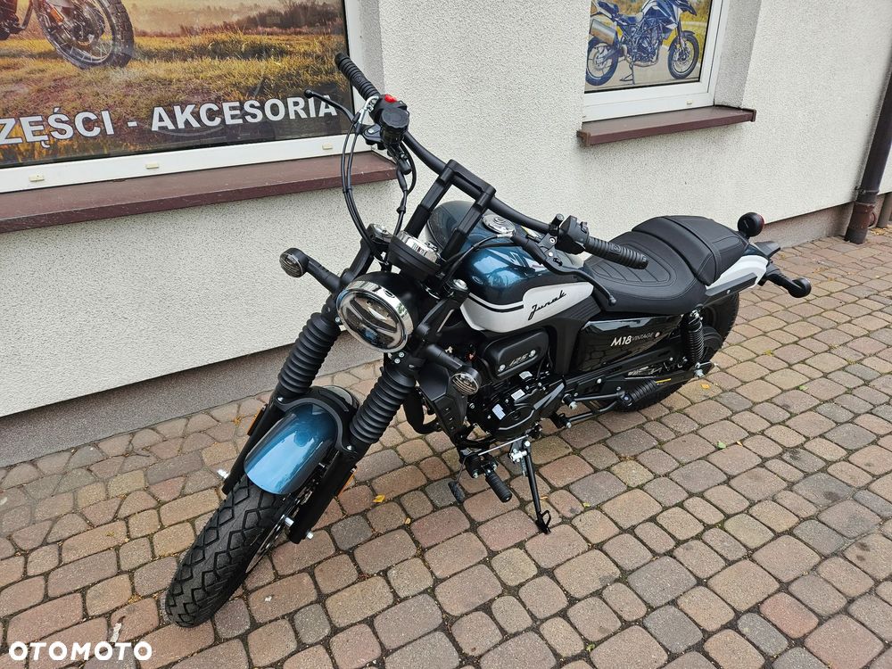 Junak M18 - 7