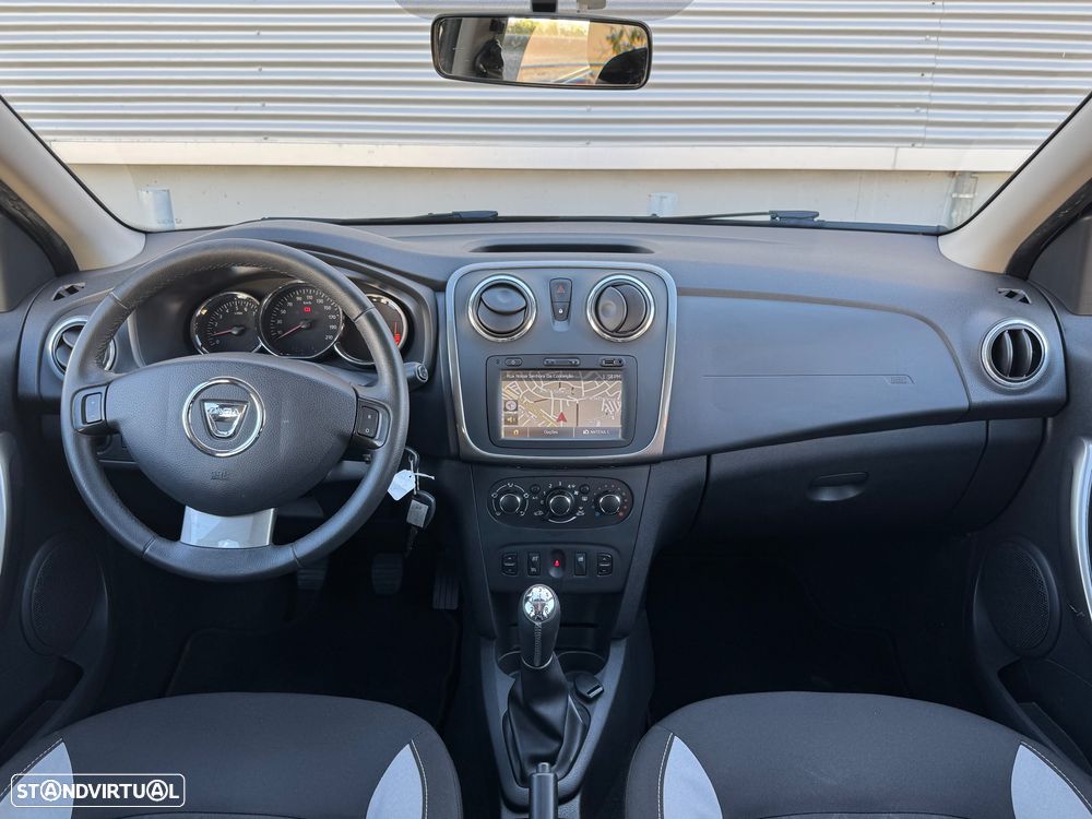 Dacia Sandero 0.9 TCe Stepway - 15