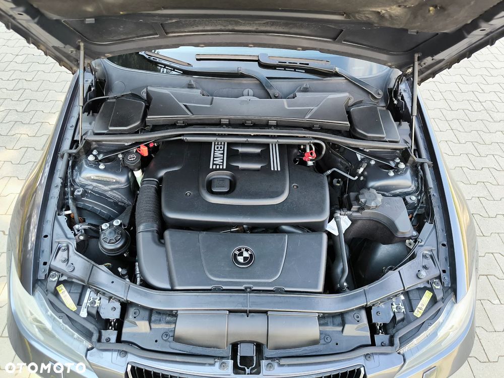 BMW Seria 3 320d DPF Edition Fleet Exclusive - 22