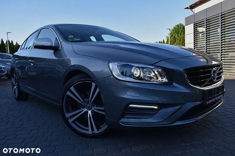 Volvo S60 D3 Drive-E R-Design Momentum - 1