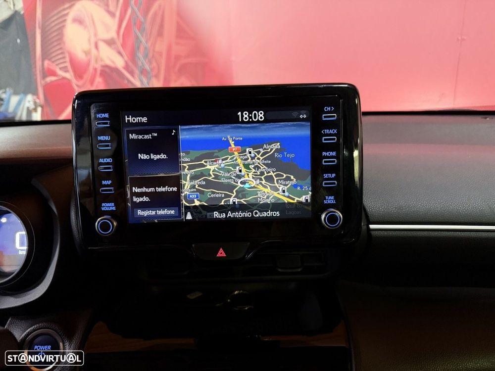 Toyota Yaris Cross 1.5 HDF Comfort Plus - 11