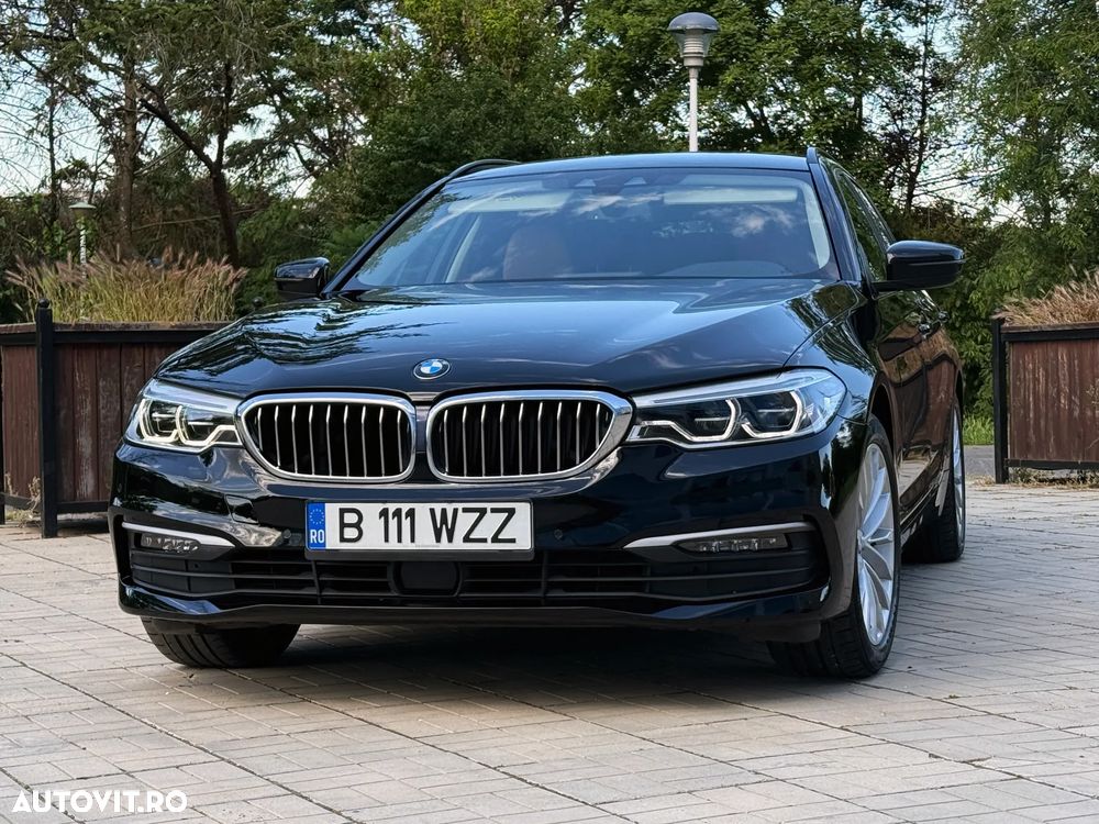 BMW Seria 5 520i Aut. Luxury Line - 1