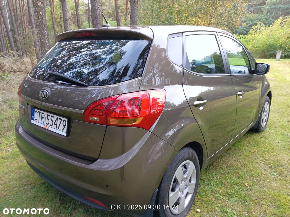 Kia Venga 1.4 Business Line - 19