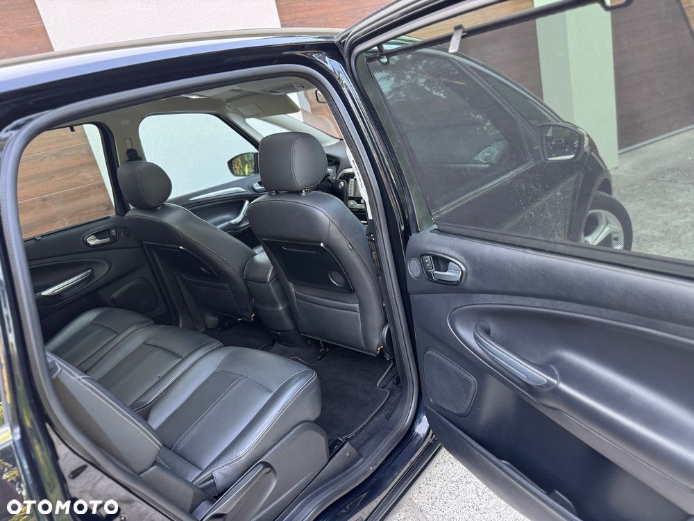 Ford S-Max 2.0 TDCi DPF Titanium - 18
