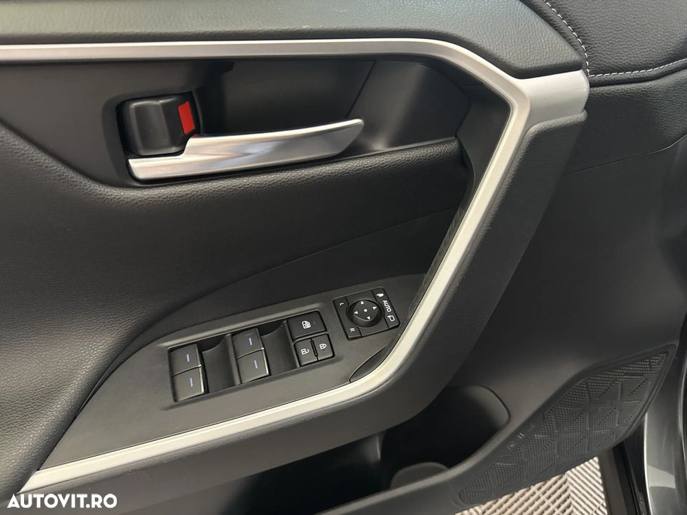 Toyota RAV4 - 15