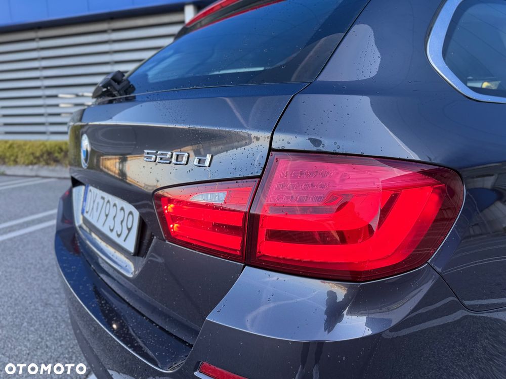 BMW Seria 5 520d - 26