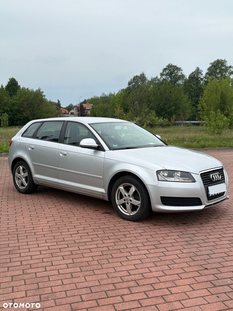 Audi A3 Sportback 1.4 TFSI Ambiente - 3