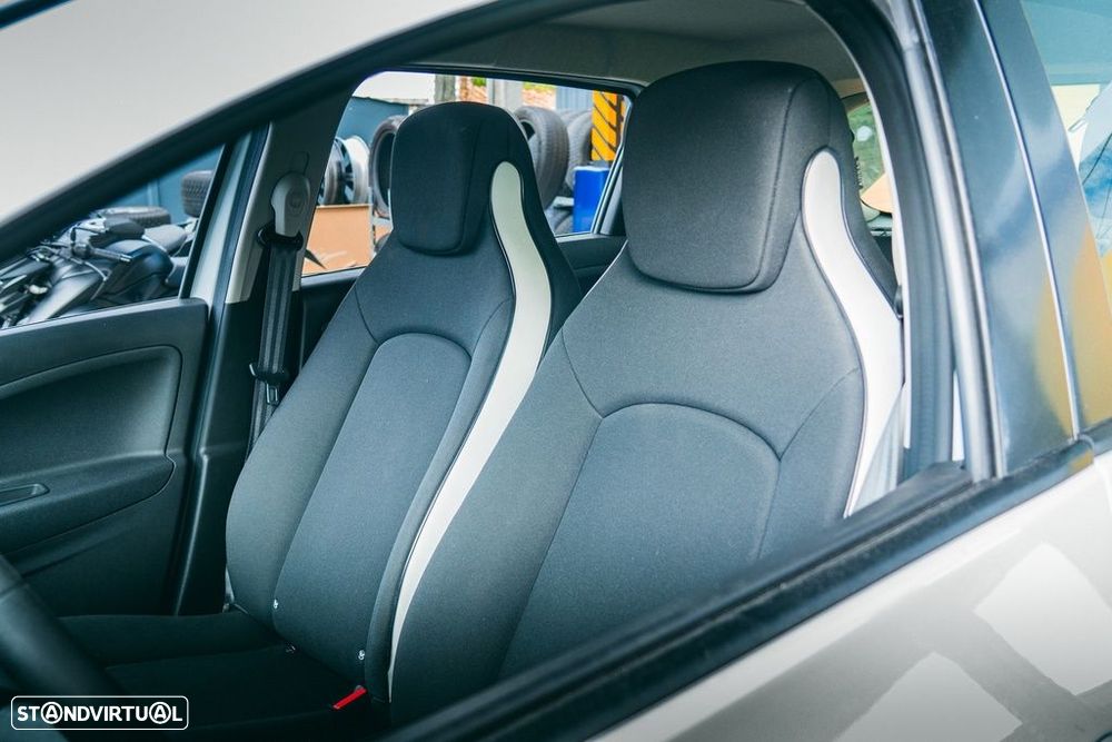 Renault Zoe - 9