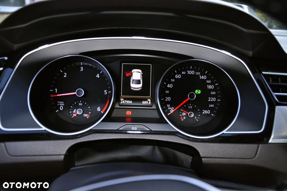Volkswagen Passat 2.0 TDI BMT Highline DSG - 18