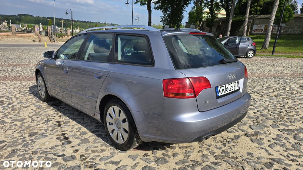 Audi A4 Avant - 14