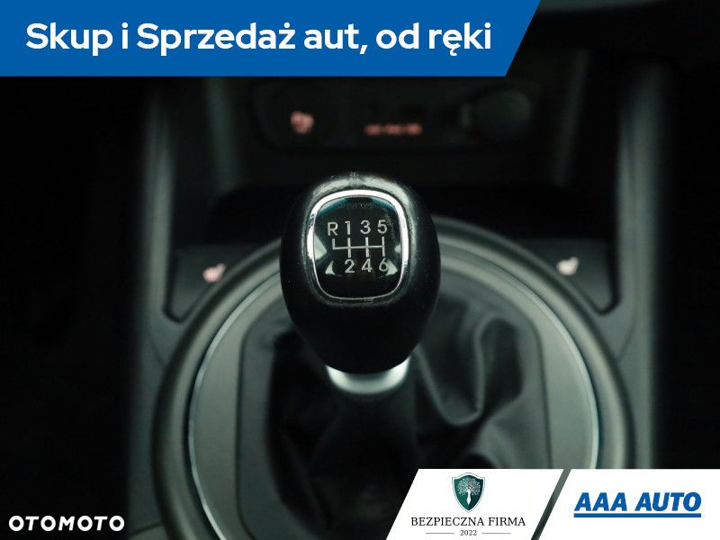 Kia Sportage - 14