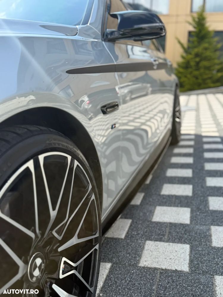 BMW Seria 5 525d Sport-Aut. Luxury Line - 25