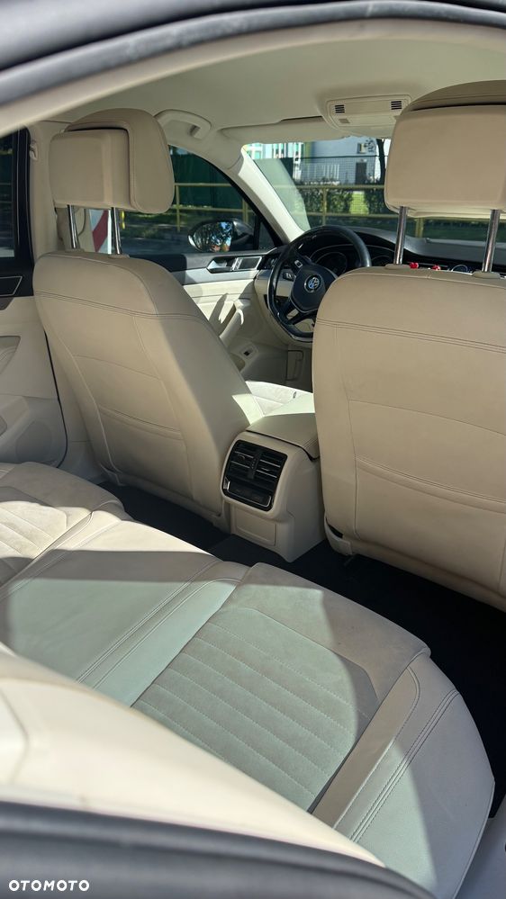 Volkswagen Passat - 6