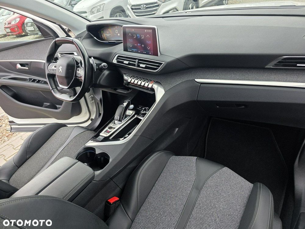 Peugeot 3008 2.0 BlueHDi GT S&S EAT8 - 13