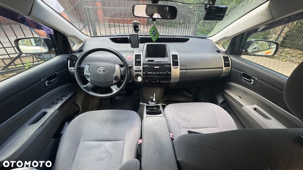 Toyota Prius 1.5 VVT-i Prestige - 6