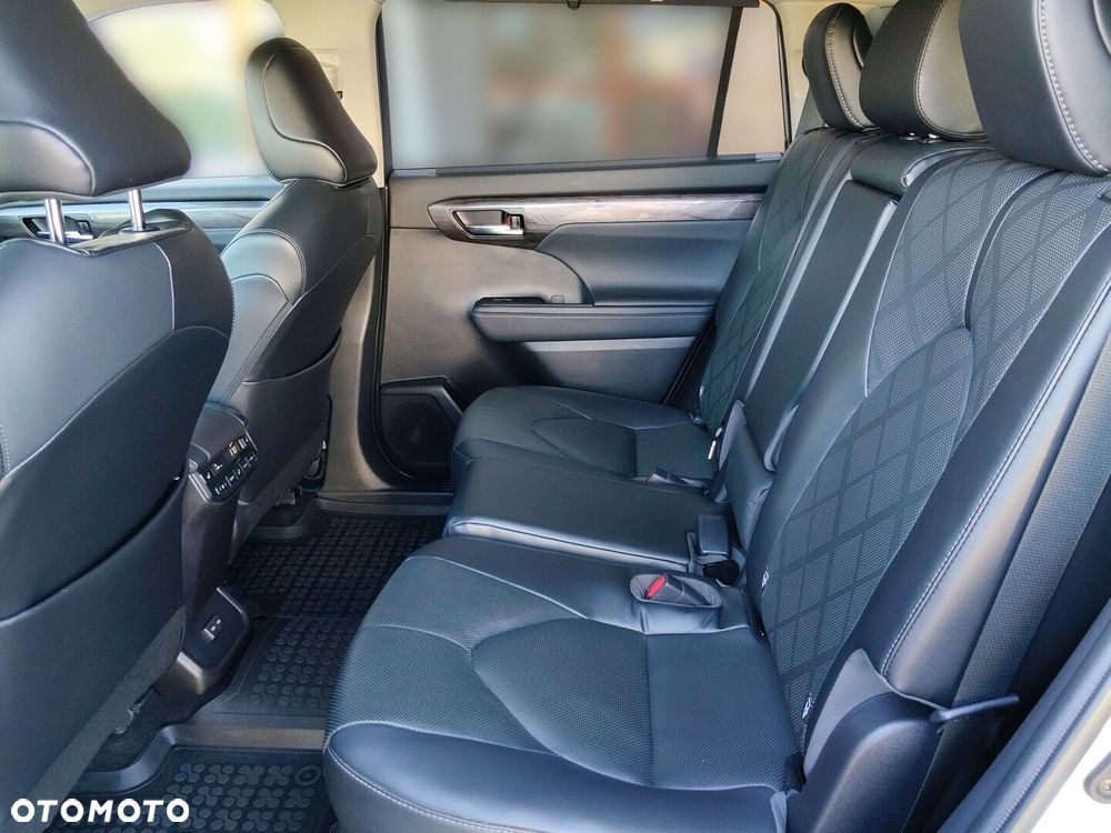 Toyota Highlander - 15