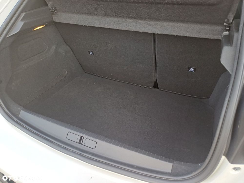 Peugeot 208 1.2 PureTech GT Pack S&S EAT8 - 34