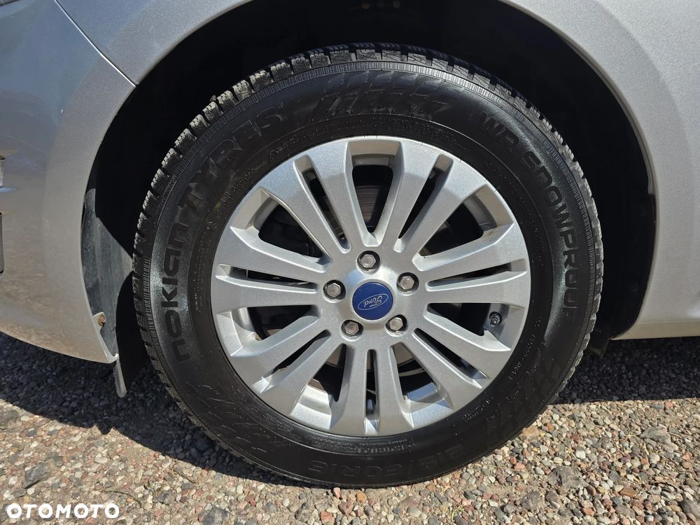 Ford Mondeo 2.0 TDCi Titanium X - 16