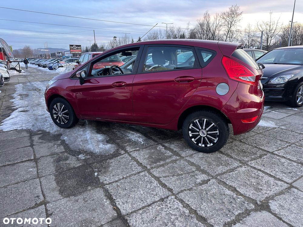 Ford Fiesta 1.6 TDCI Connection - 28