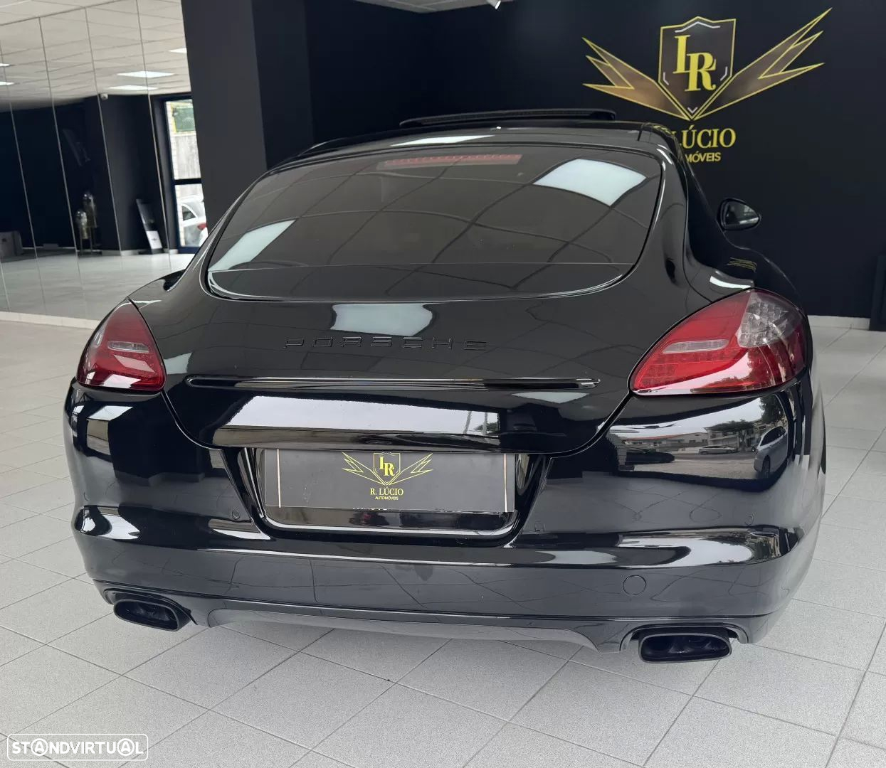 Porsche Panamera Standard - 18