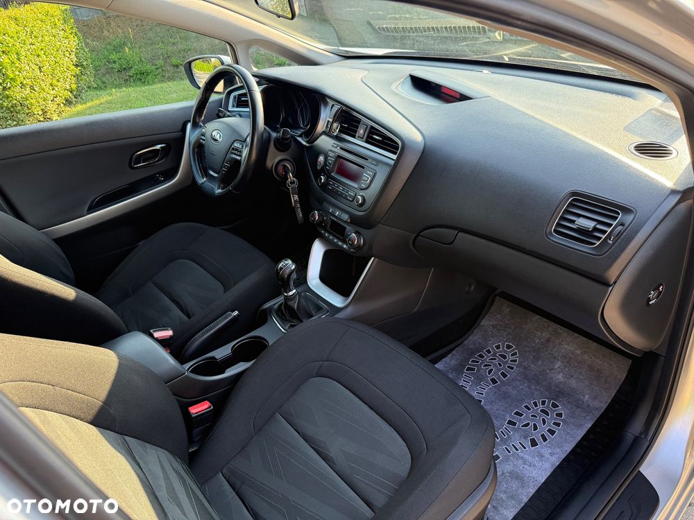 Kia Ceed 1.6 CRDi M - 37