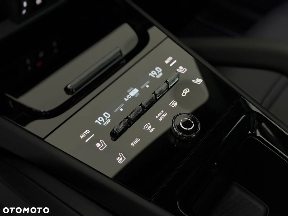Porsche Cayenne Black Edition - 34