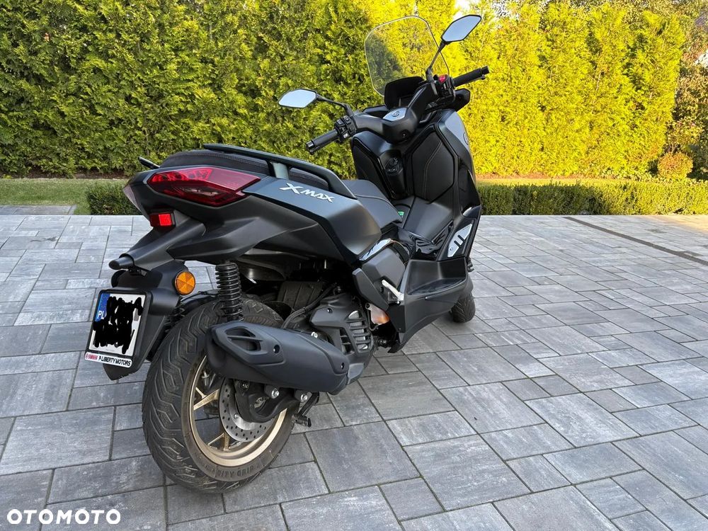 Yamaha X-max - 5