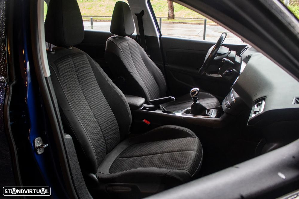 Peugeot 308 SW BlueHDi 130 Stop & Start Active - 21