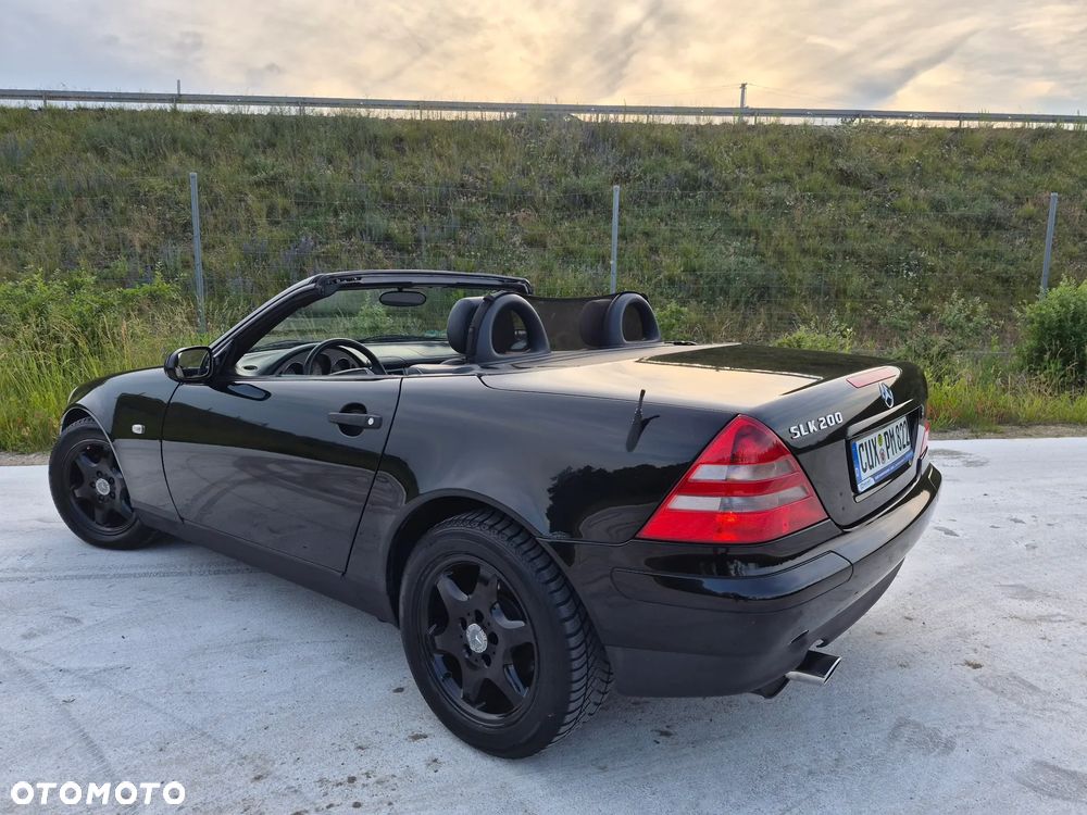 Mercedes-Benz SLK 200 - 9